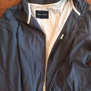 Lightweight sporty jacket